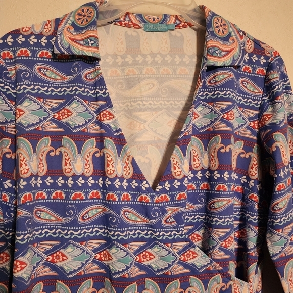 J. McLaughlin Paisley Catalina Cloth Top Blue V Neck Surplice Size S - Picture 2 of 10